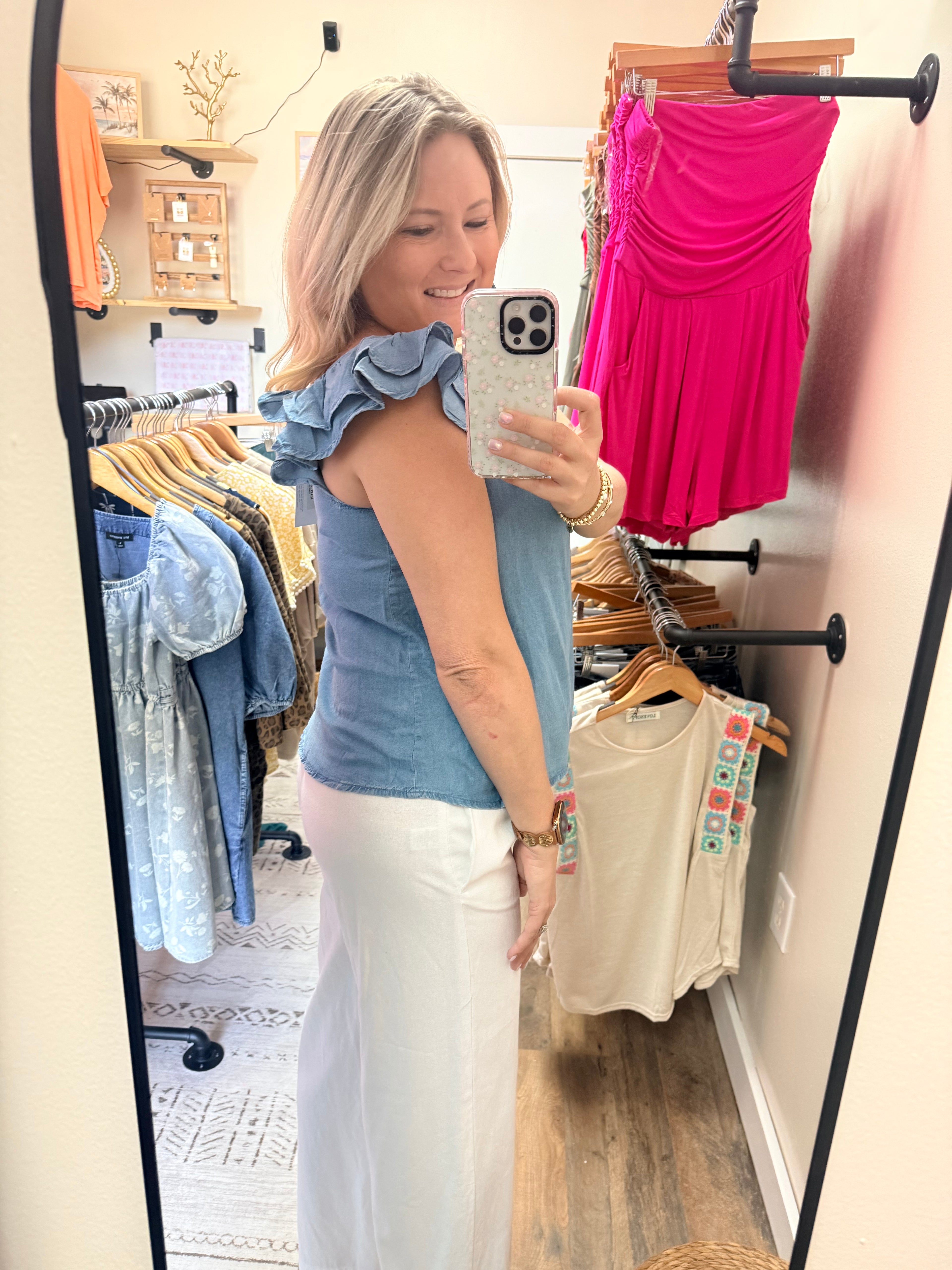 CHAMBRAY RUFFLE SLEEVE TOP