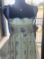 FLORAL PATTERN SCALLOPED DRESS