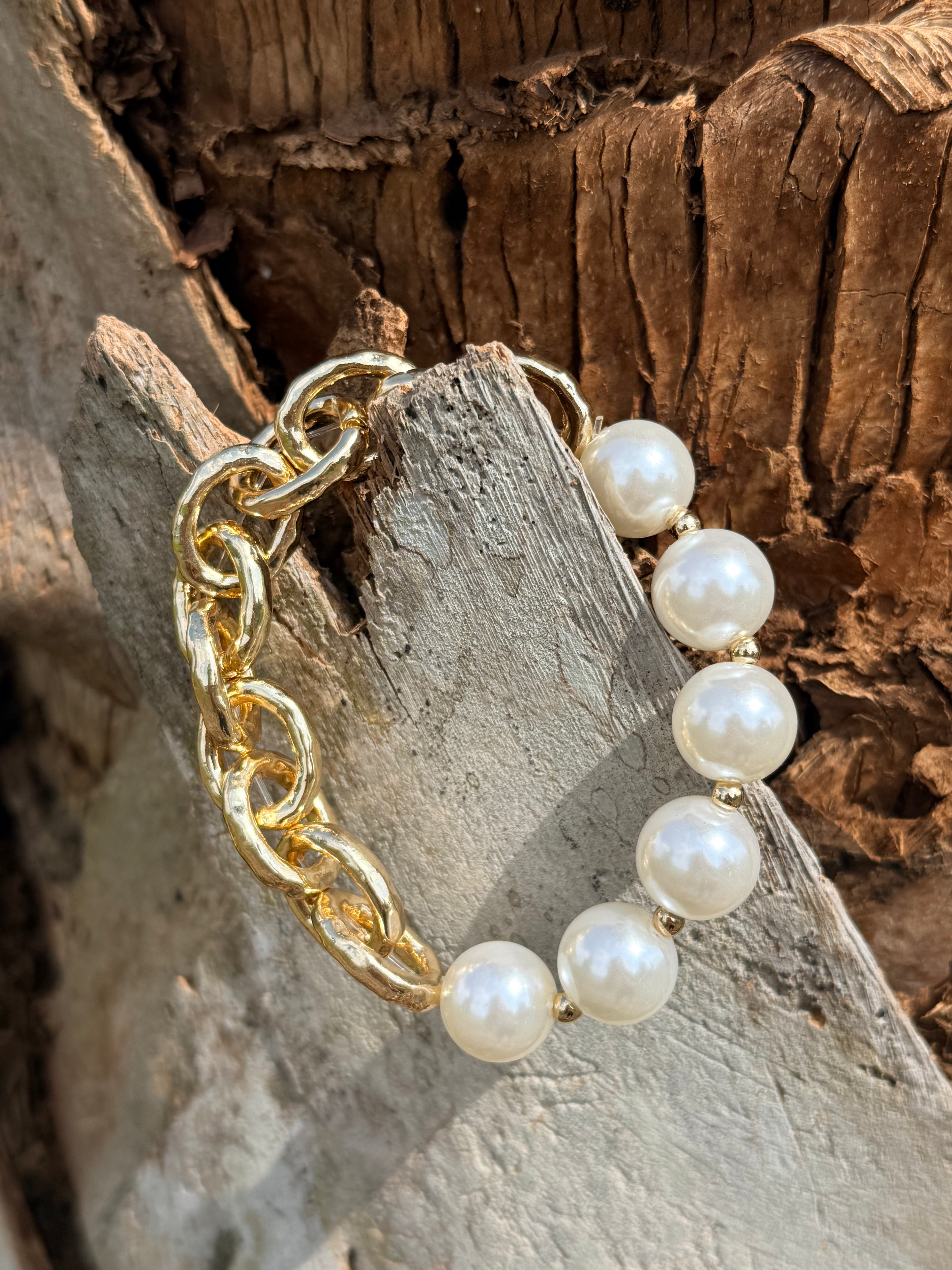 Chunky Chain and pearls beads bracelet Gold tone